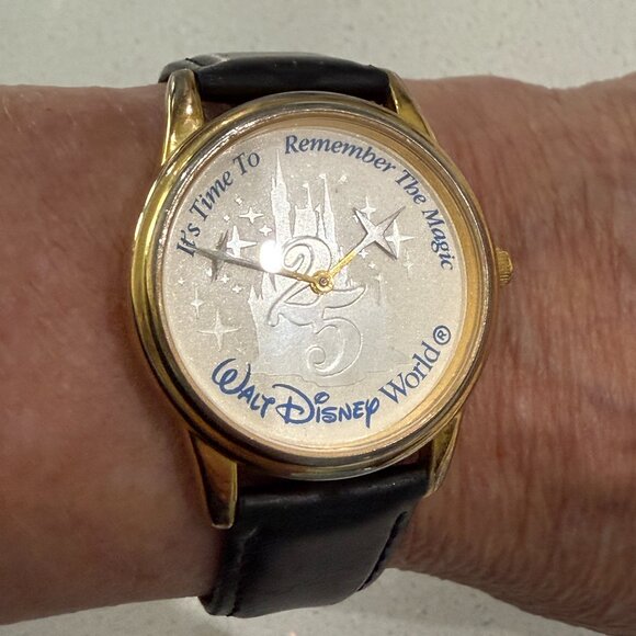 Vintage 1997 WALT DISNEY WORLD for EASTMAN KODAK 25th main image 4